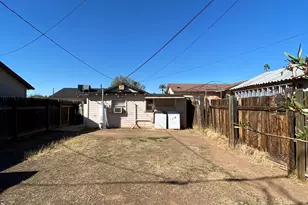 1037 N 25th St, Phoenix, AZ 85008 - Photo 16