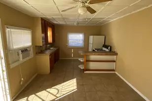 1037 N 25th St, Phoenix, AZ 85008 - Photo 2