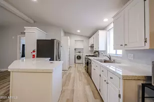 10951 N 91st Ave, Peoria, AZ 85345 - Photo 14