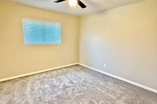 1214 E Las Palmaritas Dr, Phoenix, AZ 85020 - Photo 16