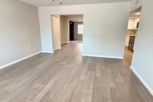 1214 E Las Palmaritas Dr, Phoenix, AZ 85020 - Photo 12