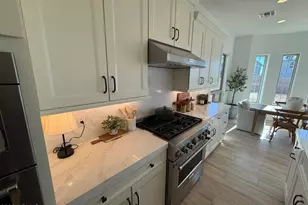 1081 E Peach Tree Dr, Chandler, AZ 85249 - Photo 4