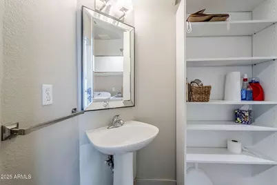 4225 N 21st Street #22, Phoenix, AZ 85016 - Photo 12