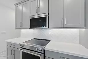 2121 W Sonoran Desert Dr, Phoenix, AZ 85085 - Photo 18