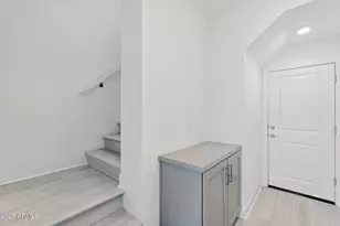 2121 W Sonoran Desert Dr, Phoenix, AZ 85085 - Photo 2