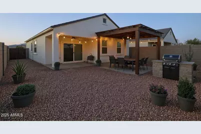 205 N 188th Drive, Buckeye, AZ 85326 - Photo 8