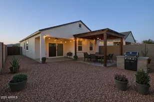 205 N 188th Dr, Buckeye, AZ 85326 - Photo 8