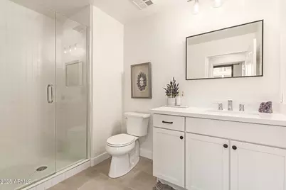 16 W Encanto Boulevard #415, Phoenix, AZ 85003 - Photo 22