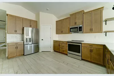 7926 W Frier Drive, Glendale, AZ 85303 - Photo 4