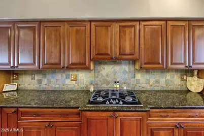 5664 S Equestrian Place, Hereford, AZ 85615 - Photo 8