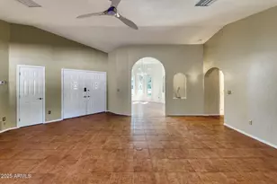 5664 S Equestrian Pl, Hereford, AZ 85615 - Photo 12