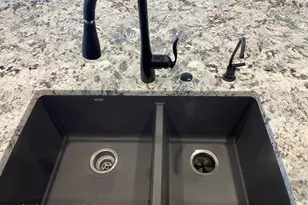 9964 W Catalina Dr, Avondale, AZ 85392 - Photo 6