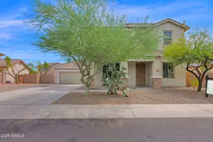 453 E White Wing Dr, Casa Grande, AZ 85122 - Photo 2