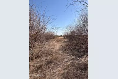 20625 W Skinner Drive #-, Wittmann, AZ 85361 - Photo 4