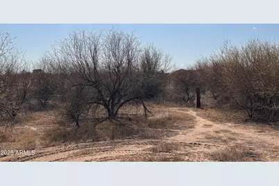 20625 W Skinner Drive #-, Wittmann, AZ 85361 - Photo 2