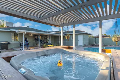 4245 N 16th Drive, Phoenix, AZ 85015 - Photo 6