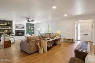 6518 N 12th Pl, Phoenix, AZ 85014 - Photo 2