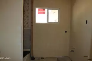 1913 N 22nd Pl, Phoenix, AZ 85006 - Photo 14