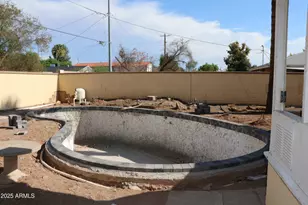 1913 N 22nd Pl, Phoenix, AZ 85006 - Photo 26