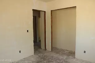 1913 N 22nd Pl, Phoenix, AZ 85006 - Photo 12