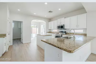 4389 E Muirfield Street, Gilbert, AZ 85298 - Photo 10