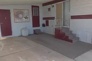 204 E Mesa Dr, Florence, AZ 85132 - Photo 2