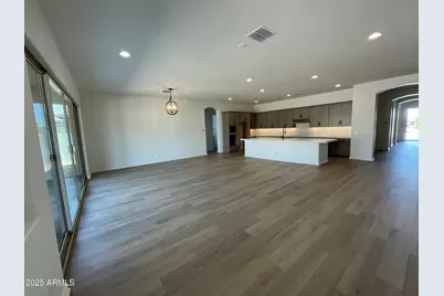 16162 W Questa Drive, Surprise, AZ 85387 - Photo 10