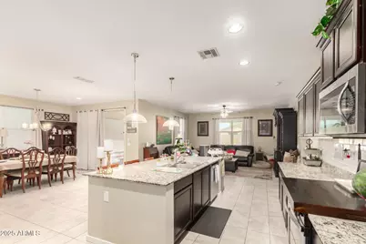 40098 W Ganly Way, Maricopa, AZ 85138 - Photo 16