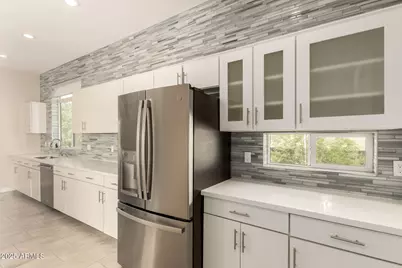 325 E Coronado Road #10, Phoenix, AZ 85004 - Photo 10