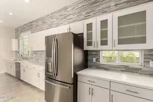 325 E Coronado Rd, Phoenix, AZ 85004 - Photo 10