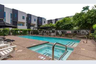 325 E Coronado Road #10, Phoenix, AZ 85004 - Photo 32