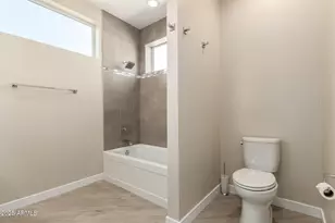 325 E Coronado Rd, Phoenix, AZ 85004 - Photo 20