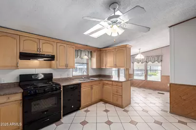 10955 N 79th Avenue #113, Peoria, AZ 85345 - Photo 12