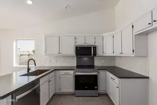 13845 N Kendall Dr, Fountain Hills, AZ 85268 - Photo 12