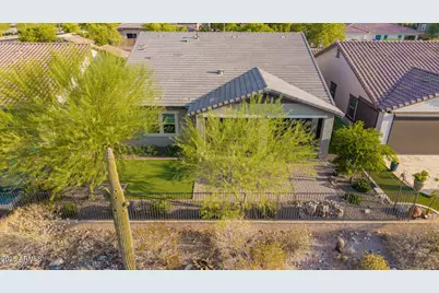 20584 W Hillcrest Boulevard, Buckeye, AZ 85396 - Photo 12