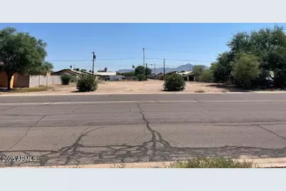 507 N Santa Cruz Avenue #5, Eloy, AZ 85131 - Photo 2