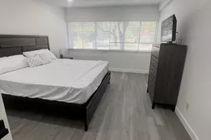 353 E Thomas Rd, Phoenix, AZ 85012 - Photo 4