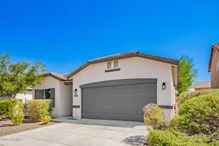 1747 W Straight Arrow Ln, Phoenix, AZ 85085 - Photo 2