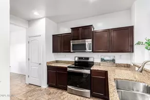 1747 W Straight Arrow Ln, Phoenix, AZ 85085 - Photo 6