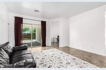 1747 W Straight Arrow Lane, Phoenix, AZ 85085 - Photo 4