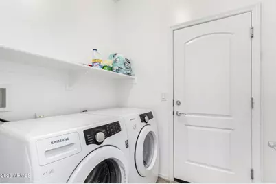 1747 W Straight Arrow Lane, Phoenix, AZ 85085 - Photo 18