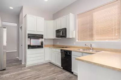 6617 W Molly Lane, Phoenix, AZ 85083 - Photo 10