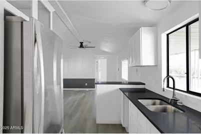 805 N Dysart Road #33, Avondale, AZ 85323 - Photo 10