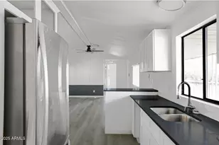 805 N Dysart Rd, Avondale, AZ 85323 - Photo 10