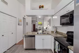 1718 S Longmore --, Mesa, AZ 85202 - Photo 16