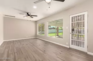 1813 W Earll Dr, Phoenix, AZ 85015 - Photo 6