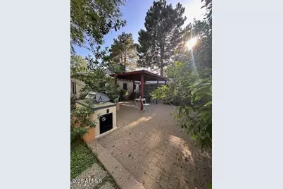 22 E 15th Street E, Tempe, AZ 85281 - Photo 70