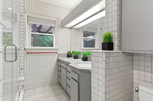 22 E 15th Street E, Tempe, AZ 85281 - Photo 54