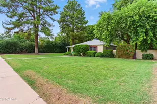 22 E 15th Street E, Tempe, AZ 85281 - Photo 6