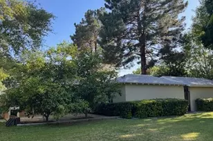 22 E 15th Street E, Tempe, AZ 85281 - Photo 64